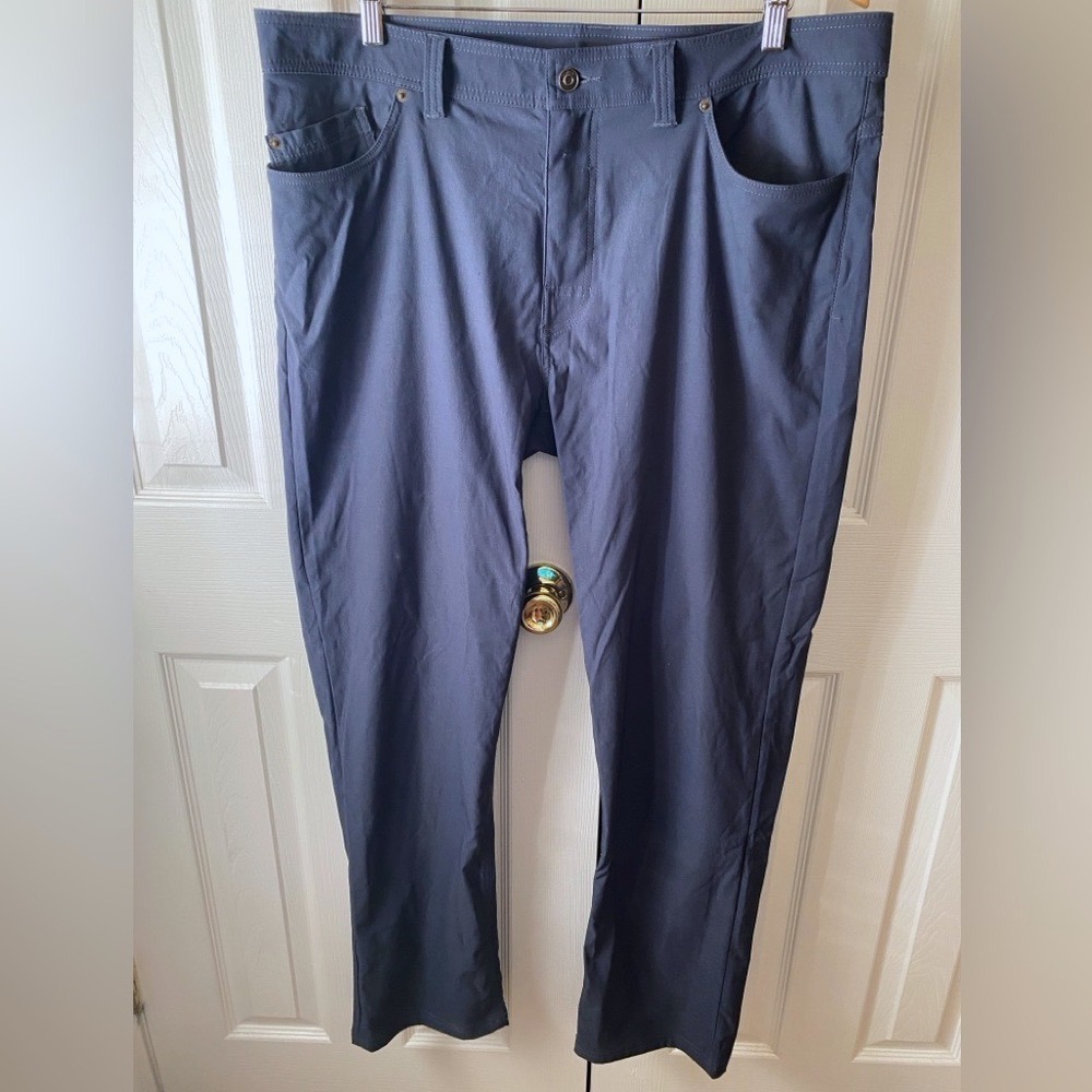 prAna Brion Slim Tapered Pant II in Gray Blue Lightweight Stretch Nylon SZ 38/32